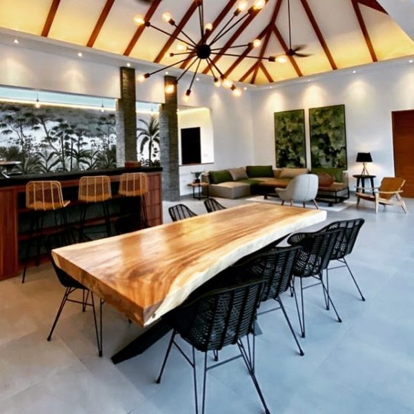 Table en Suar Massif 107