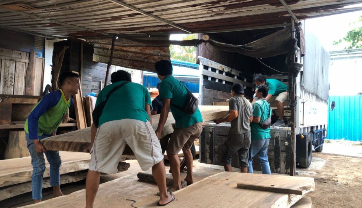 Chargement table en Suar