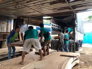 Chargement table en Suar