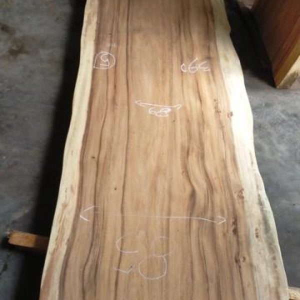 Table Suar 390B
