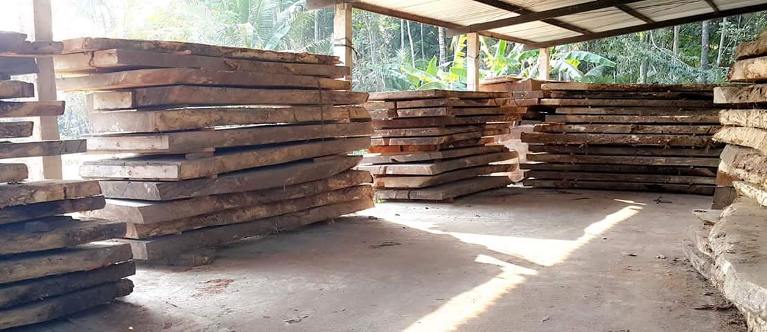 Atelier Bois massif bali Table Suar 4