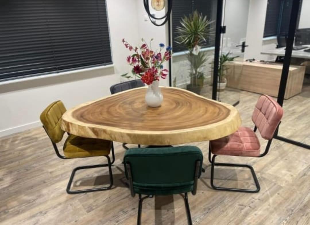 Table Ronde en Suar Massif