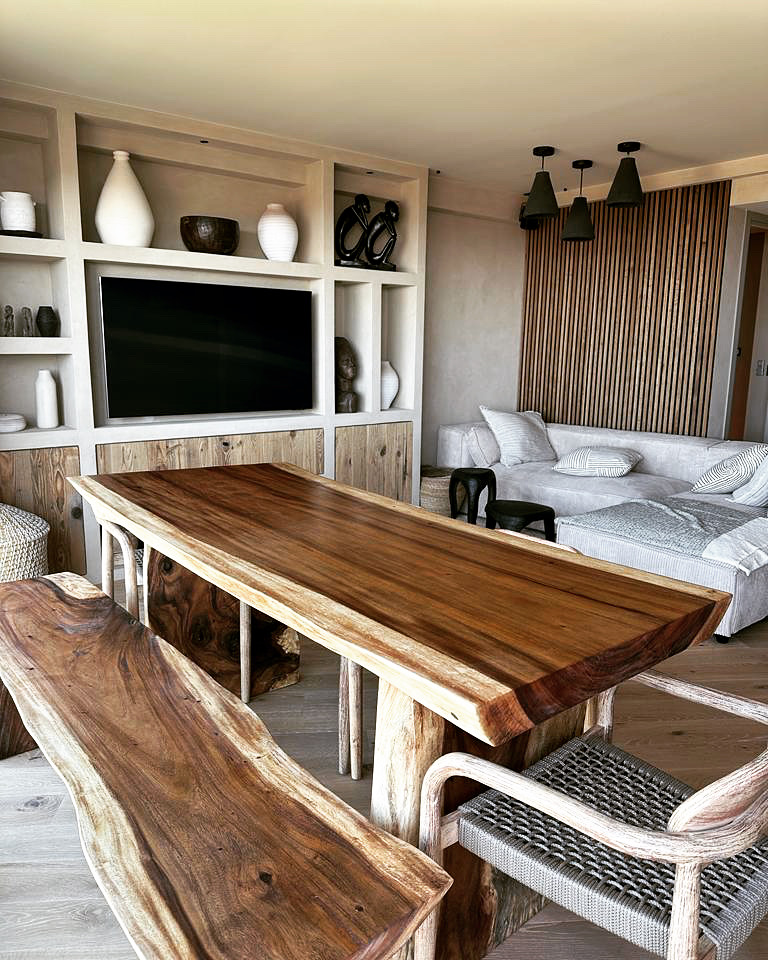 Table en Suar Massif